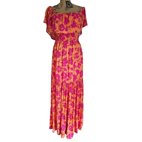 Flying Tomato Dresses & Skirts - Flying Tomato Dress Off the shoulder/Square Ruffled Neckline Maxi Dress, Sz S